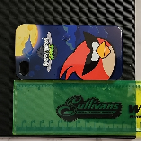 ANGRY BIRD gear4 iphone 4s/4 case with various screen protectors - Picture 15 of 16
